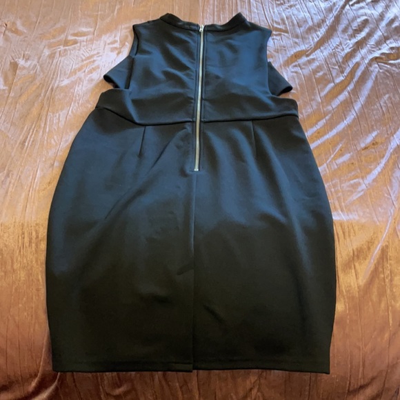 Forever 21 Black cutout mini dress - Picture 8 of 10